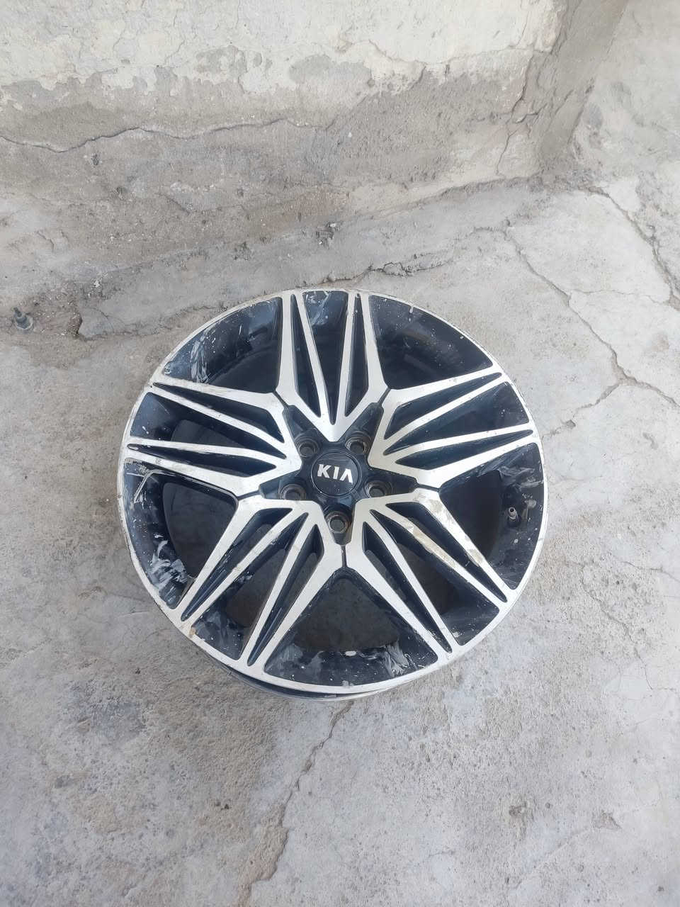 السلام عليكم ويل 19 استنكر خلفي السعر 100 ألف التفاصيل داخل الفديو مكاني بغداد قرب علوة الرشيد الدورة ***********.  ***********
