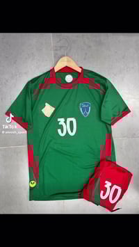 كرة قدم • مستلزمات رياضية • ملابس رياضية