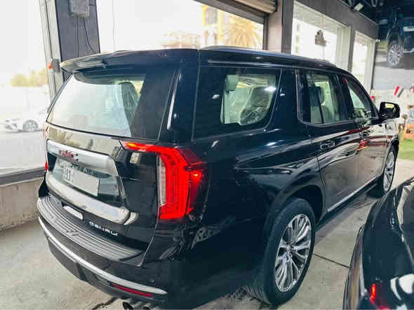 السلام عليكم للبيع  
 ⁠جمسي 2023/ رقم بغداد 
الفئة (دينالي)
مغلفه PPF ✅ 
سياره بحالت وكاله
 ⁠وكآلة المنصور 
 العداد (46 الف)
 بصمة تشغيل 
 ⁠بصمةً أبوآب 
 فتحة سقف (بانوراما)
 فور ويل (4 * 4)
 جكات 
 5 كامرات 
 ⁠نقطة عمياء 
 جنطة كهرباء 
 ثلاجة داخلية 
 كراسي كهرباء 
 ⁠كراسي حار بارد
 ⁠كرسي ذاكرة (ميموري)
 رادار امامي خلفي جانبي 
 نقطة عمياء 
 تحديد مسار 
 تشغيل عن بعد
 شاشات خلفية 
 شاشة دجتل 
 عرض على الزجاج (داتا شو)
 دوسات كهرباء
 ويل 22 انج
 ⁠حساس امامي خلفي
 ⁠داخل جلد ابيض
 وباقي مواصفات الدنلي المعروفة 
 السيارة مكفولة كفالة عامة 
السعر 575 وبيهه مجال 
_____________________________________ 
 
العنوان / زيونه ملعب شعب
الهاتف /*********** بغداد
