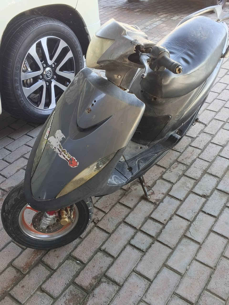 السلام عليكم ماكس للبيع شغاله سلف هندر نكره بلاديه مكينتها حلوة  كفرات شوي تعبانه عارضها 375وبيها مجال بسيط مكاني بغداد حي النصر ***********
