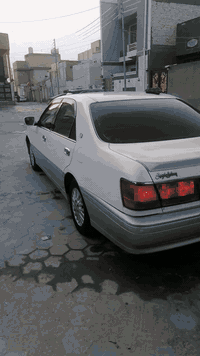 سلام عليكم ملكه مدفوع كمرك باقي على راقم اربع دكم فول عده فتحه جلد تبريد خلفي ثلاجه دبل شاشه ستيران كهرباء دمام خلفي برده شاصي ٧٥ في فتي اي السعر ١٠٧         ***********
