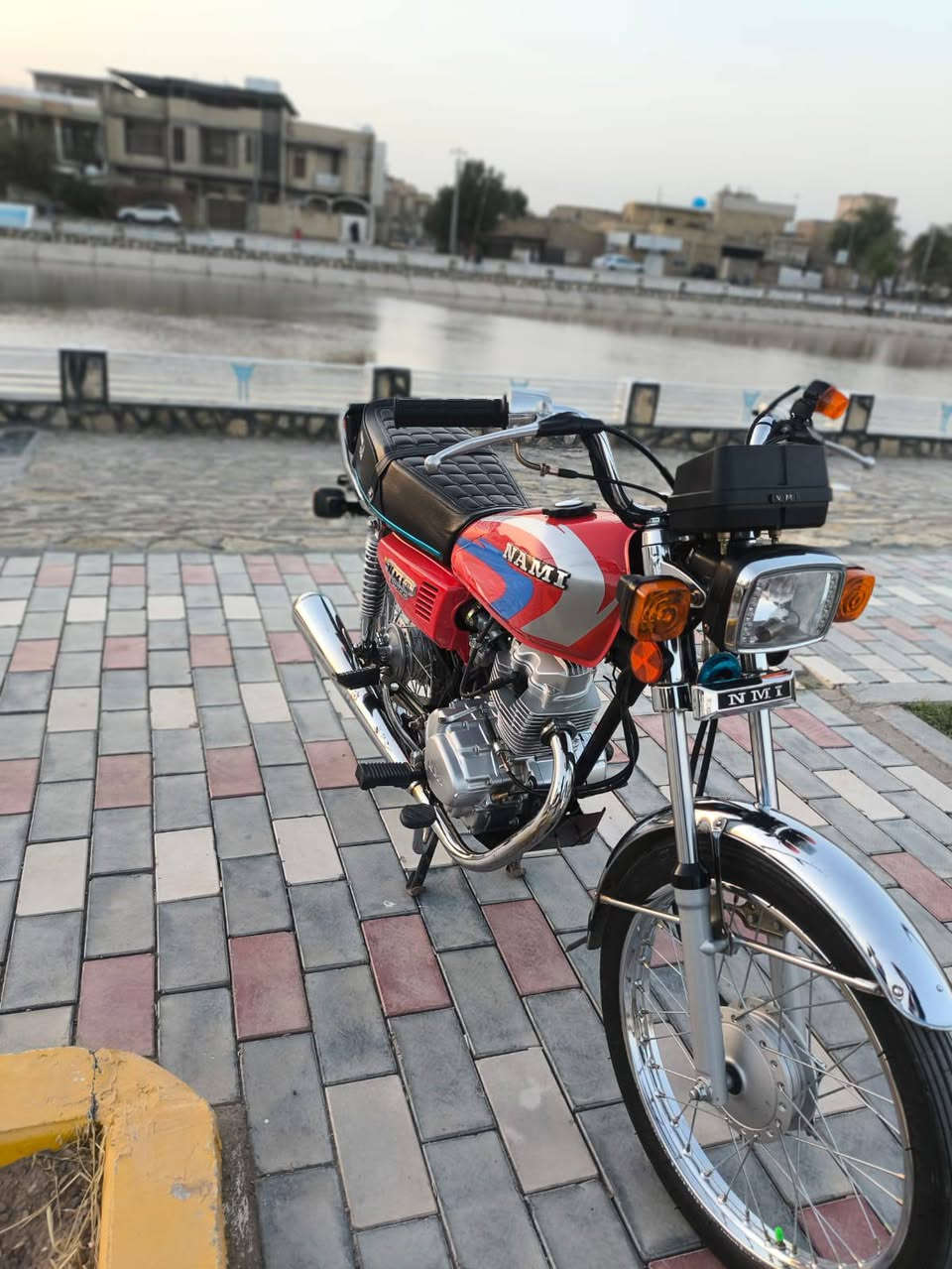 للبيع اسكنر صارلها شهرين من نازله من الوكيل كفالة عامة 
***********
