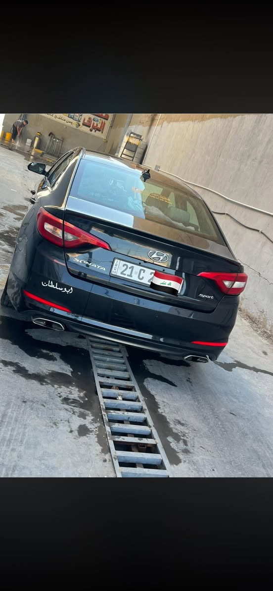 سلام عليكم هواندي سوناتا 2015 سبورت الون اسود 
وارد امريكي حادث كاملغ مع بنيد 
هزه جديده سنويه لغاية 2028 شرط التحويل 
ادامة منضومة وقود قبل فترة 
دبل كزوز دبل صالصنه🛫
كير مكينه مكفول مكينه جديده مال كصه 2400 GDI
تبريد حداديه تايرات كفاله تايرات جدد زوج
تدفئة كشنات 
انضمة قيادة 
مري قلاب مع اشاير بل مري لد LED
شاشة ايباد حجم كبير لمس تنزيل برامج كلشي 
كامرة خلفيه دوار 
تبريد ثلاجه ما شاءالله 
زنون عالي وناصي مع بروجكتر قوي ثلجي 
بصمة فتح ابواب وصندوق ذكي 
قفل تنزيل الجامات يم السايق 
سنتر لوك شغال
كشن كهرباء كله شغال 
كهربائيات شغاله عامه 
للمرواس ب جارجر مرتبه او جالنجر 
مكاني بغداد حي اور 
***********رقمي وبيكم خير ودللو 
بعد بيها مواصفات هواي
