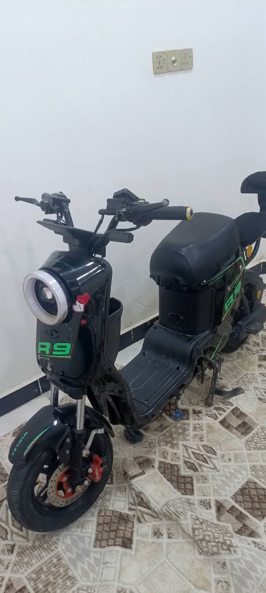 دراجه شحن   R9  دراجه جديده نقصه بطاريات ***********
