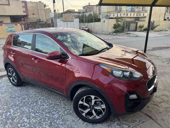 ياالله السلام عليكم كيا سبورتج موديل 2022  وارد أمريكي مواصفات داخل بيجي كامره لأدار ويل كب تحكمات استيرن حادثه جاملغ تبديل فقط بدون أرباك صور الحادث بلمنشور علما ان السياره بدون أرباك ماشيه 37 الف رقم بغداد باسمي   سونر سياره بل منشور السعر177 ورقه بيه مجال بسيط مكان السياره بغداد الاتصال على هذا الرقم ***********
