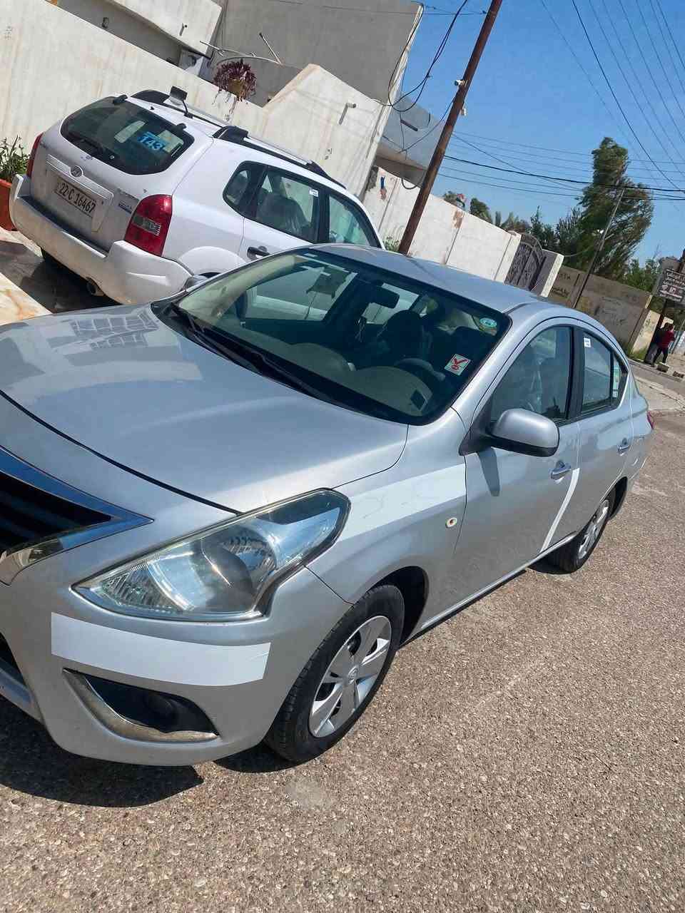 السلام عليكم للبيع سني هندي موديل 2019 كير محرك شرط بدون اي عيب لاتنقيص ولاتبخير سياره حلوه وجاهزه ومال جناي تبريد ثلج❄️ شرط سياره ماناقصها كلشي جديده رقم اربيل دولي شرط التحويل والغرامات 
ملاحضه السياره مشدودلها شاشه جبيره وكامره + دوشمه مقاعد + ارضيات مغلفه جلد + لاستيكات ارضيه+زنون 
مكان السياره صلاح الدين تكريت للأستفسار اسيا *********** موجود واتساب واتصال
