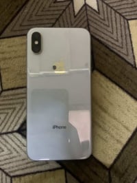 آيفون X • ذاكرة ٦٤ • بطارية ٧٠