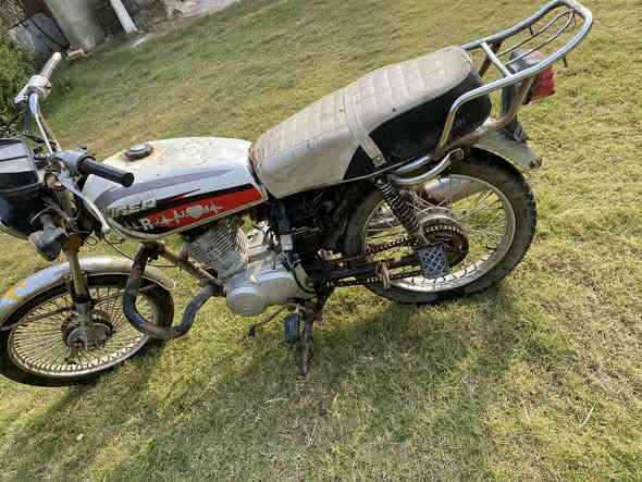 سلام عليكم دراجه تايكر ٢٠٢٠اوراق. سعر٣٠٠مكان العطيشي 
***********
***********
