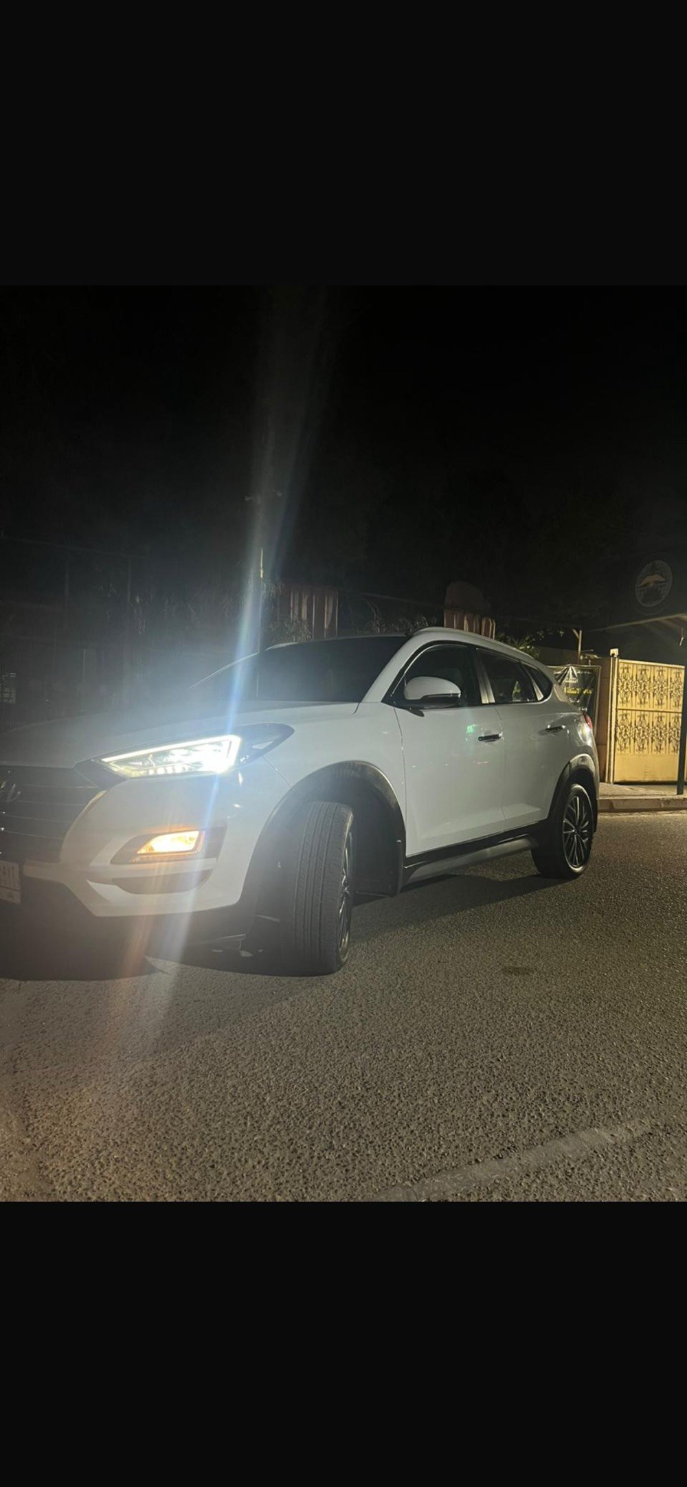  السلام عليكم

توسان 2021 جيكي فول مواصفات قماره حديد 

ماشيه54 ألف 

مكينة 2000 دوش 

بصمه تشغيل 

بصمه ابواب 

شاشه كامره 

مري شفط 

ترحيب 

اشاير مري 

تبريد أمامي خلفي 

ويل كب

حساسات أمامي خلفي 

شاحن واير لس 

مقاعد كهرباء 2

مكفوله 

رقم بغداد

210ورقه  

أي استفسار 

***********

مكان بغداد الوزيريه 