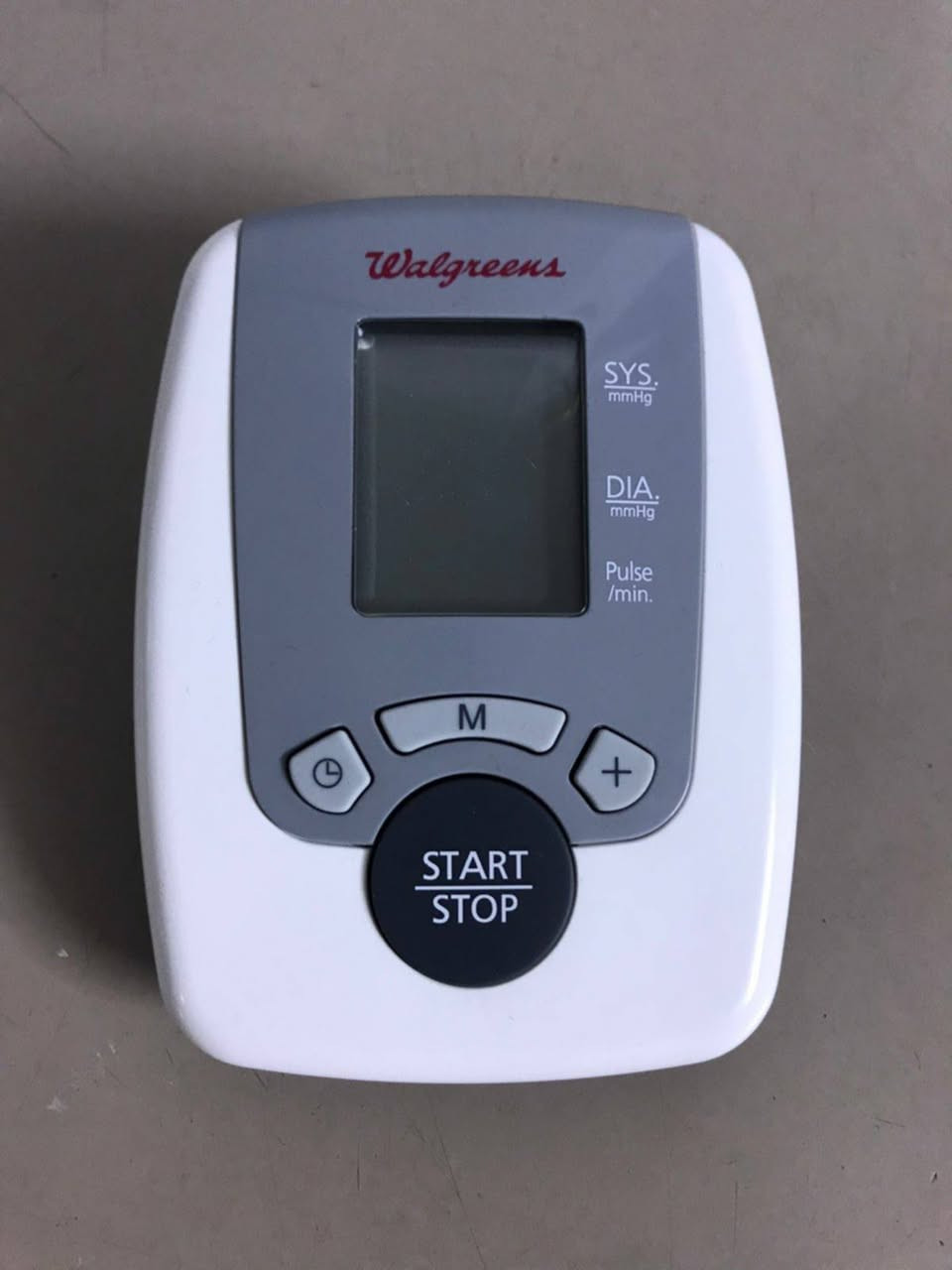 السلام عليكم
توفر جهاز قياس الضغط اصلي درجه اولى نظيف تجيك قبل لا تستلم 
كميه محدوده شرط الفحص والعمل 
باله غير مستخدم 
🛻 يتوفر توصيل 🛻
السعر 8 آلاف مع التوصيل 13 ألف


**إذا كنت صاحب هذا الإعلان وتريد حذفه لأي سبب، رجاءا أرسل رسالة إلى الدعم الفني**