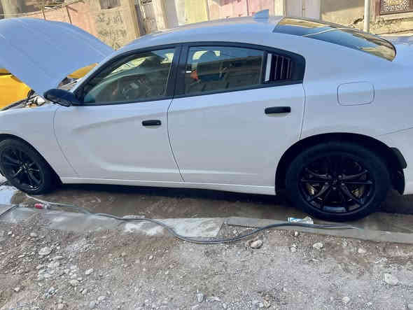 السلام عليكم 
مديل 16 رقم اربيل بسمي 
وارد كندي كلين داخلة عندي صار بيها ربع  ااجاملغ الخلفي مال السايق وبارد بالباب وبيها مكانات بارد من اخذتها صغار مكانها بالكوت سعرها 195 وبيها مجال .***********
