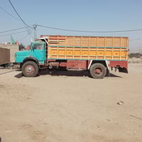 اقجم للبيع مديل قديم بل سنويه فقط كله ٨٠ وشاصي ٨٠ خام محرك ٨١ 07806206...