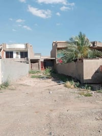بيت مساحة 300 م مربع للأيجار البلديات المضمار شارع ابن كثير للأستفسار ...