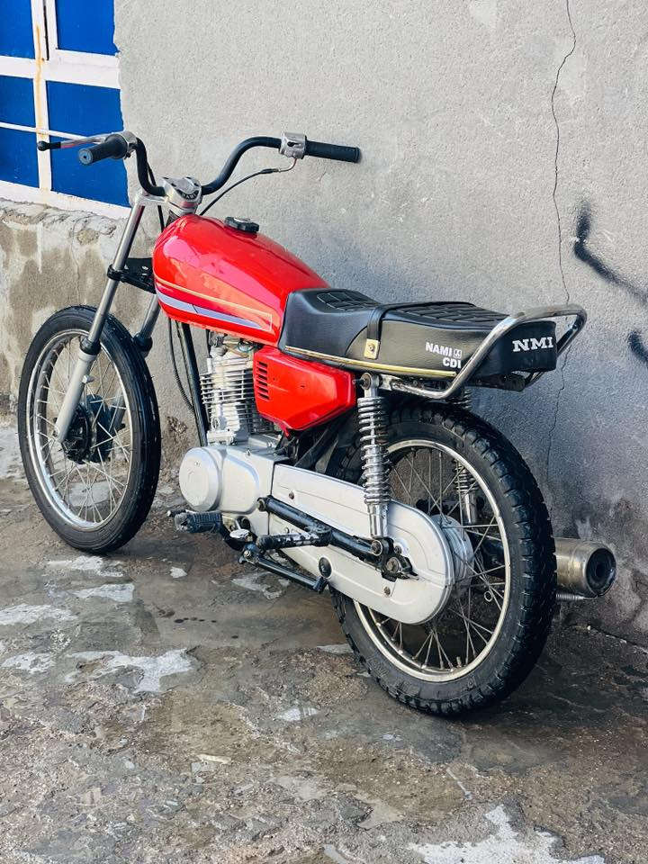 عادت نشر بسبب الوعود لا تواعد وما تجي دراجه البيع محرك انرشه بي صوت بس دراجه نضيفه سعر ٣٠٠ قفل مكفوله دراجه هاذ رقمي ***********مكاني خور زبير
