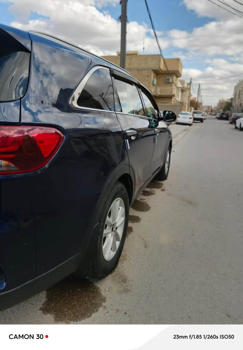 سورنتو 2019 شكل العشرين 2400
4سلندر وارد امريكي 7راكبه قطعتين تبريد
شاير بل مرى تبريد بيانوو الد مامى خلفي ماشيه 1عكشن السائق كهربائي 4 انضه قـاده نخم تاير الدشبول لونين
كامره خليف دوار حساس خلفي نحكم ستيرن جهتين شاشت اعطار
مانع نزلاق مانع نحدار هواى مواصفات بيهه السياره رقم المانى قادسيه لل2027 
الاستفسار على الرقم ***********
