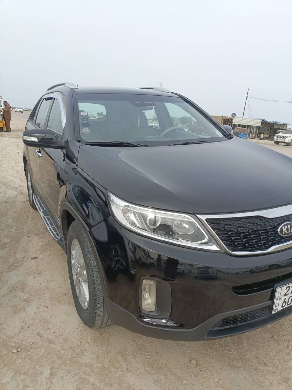 سلام عليكم  سورنتو للبيع 2015 أمريكي بيها 5 قطع صبغ بدون دواخل  مكينه 4  رقمها واسط 7 راكب  السياره نضيفه مابيها مانقص  السعر 130 وبيها مجال لشراي مكاني الرفاعي موبايل ***********
