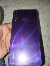 هواوي واي ٦ • ٦٤ جيجا • شاشة مكسورة