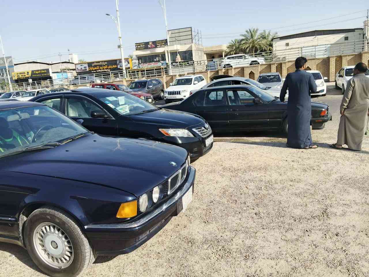 السلام عليكم للبيع بي ام 1993 750 محوره ففتي مصبوغه جديد مكان السياره  الفلوجه السعر45 
***********
