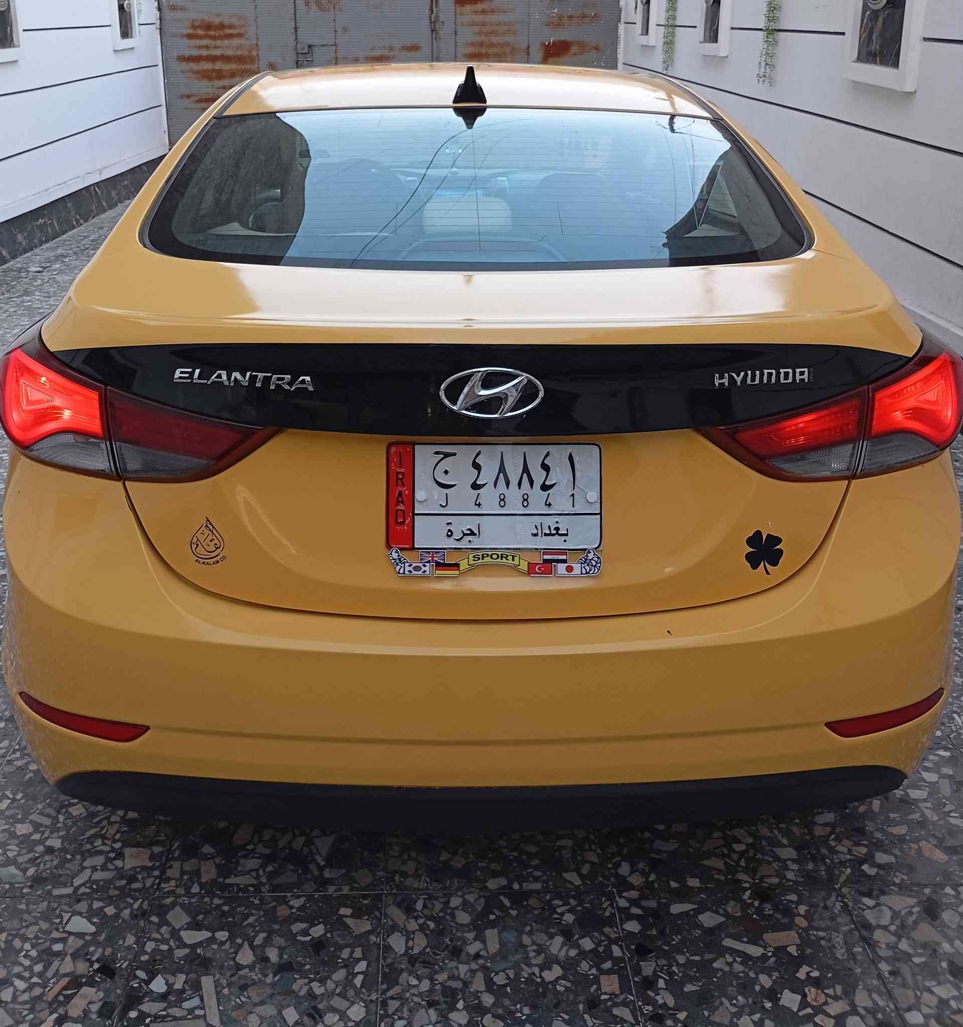 اسلام عليكم انترا وأرد امريكي موديل 14 محرك 1800دوش رقم بغداد سياره ماشيه 100تخم تاير حداديه تحكم استيرن جهتين شاشه كامره نضام يكو حاكيه سقفيه داخل لونين عسلي سياره ليبل واحد بدون دواخل بدون تبديل بدون ايرباك بيه طخه خفيفه بين الباب والجاملغ صفحت السايق مكان السياره بغداد السعررررررر....109 الهاتف ***********...
