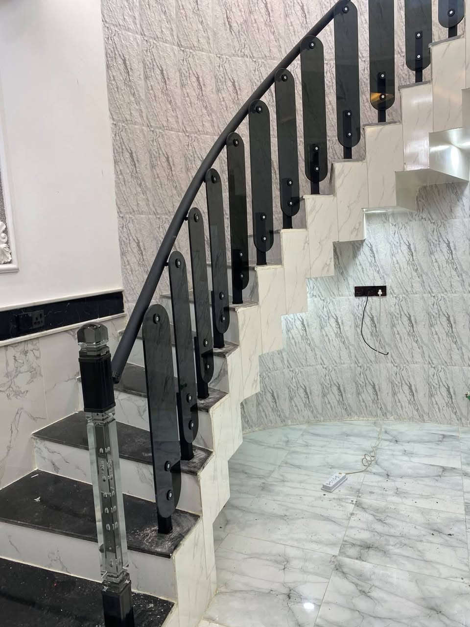 من انتاج معمل رافع للألمنيوم والبلاستك موصل حي الوحدة قرب بنزيخانة الشرقيه ***********... ***********
