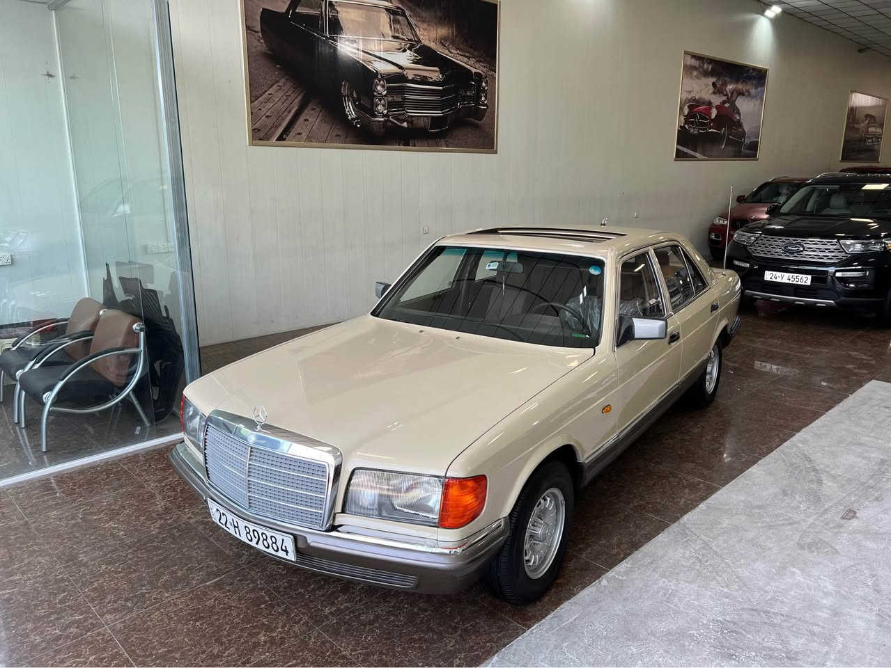 Mercedes Benz 280S 1983

موديل 1983 الماني دخول جديد

بنزين محرك گير بيلاد برغي مامفتوح 
داخل و خارج سيارة بيلاد على وضع الشركه

سعر ١١٨$ورقة

رقم اربيل 

مكان سيارة اربيل معرض هاشم للسيارات 

***********
*********** أربيل, العراق
