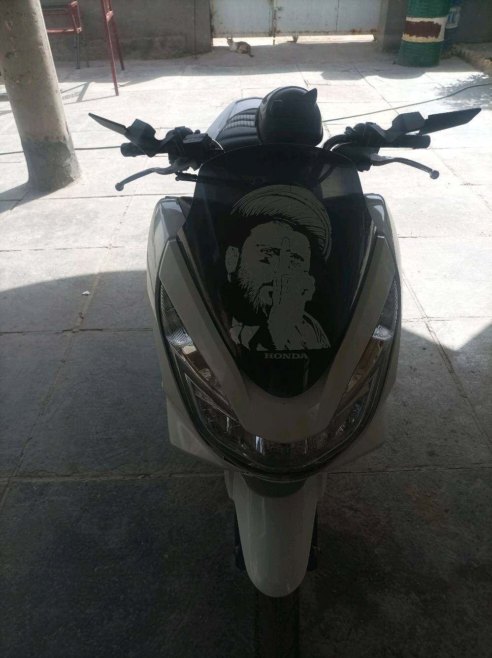  دراجه جيل ثاني نظيفه ومكفوله من كلشي واي نقص مابيها كلشي شغال بيها 
مكاني كوت حي الجهاد 