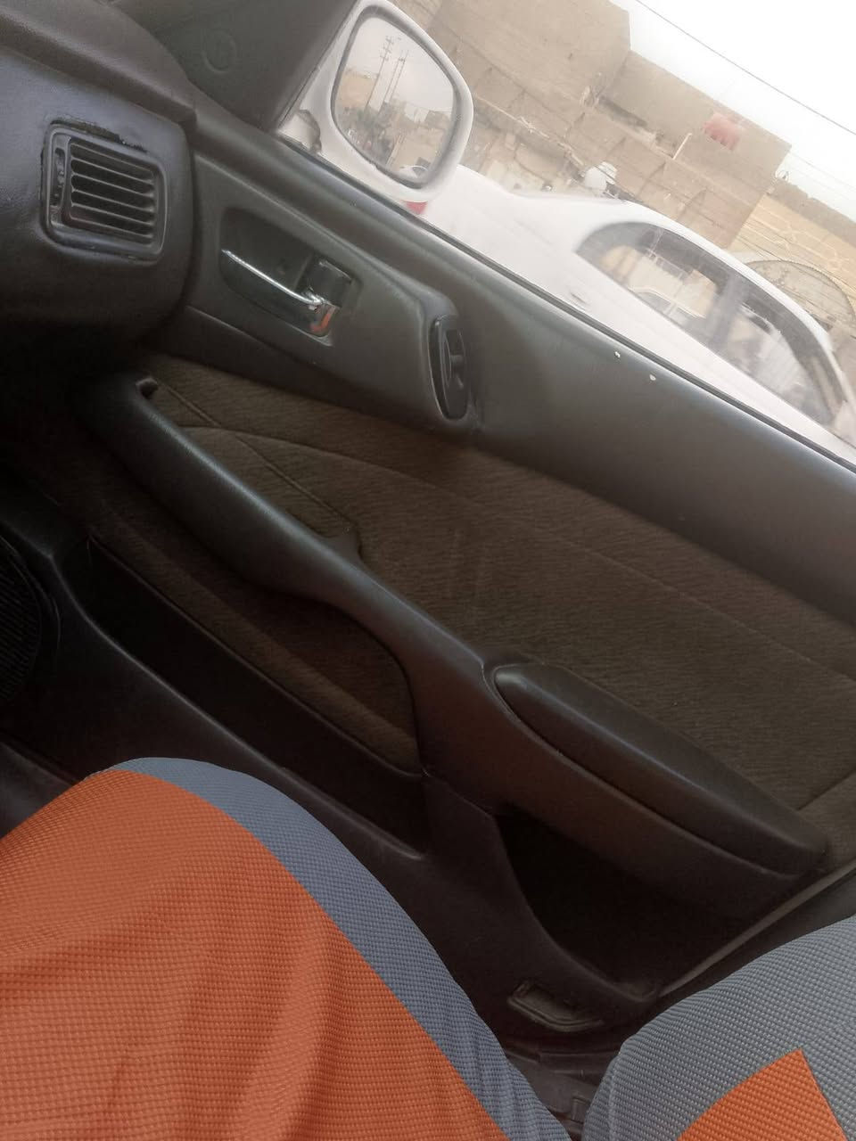 السلام عليكم كرونه للبيع بسمي رقم نكليزي كفاله من كص وضربه قويه ونقل سيارة حلوه ونصبتها حلوه مكينه خيط بخار بيها السعر 48 رقم الهاتف *********** عنواني نجف
