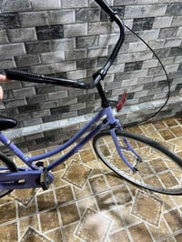 بسكليت • مع غراضه • بريك قدّام