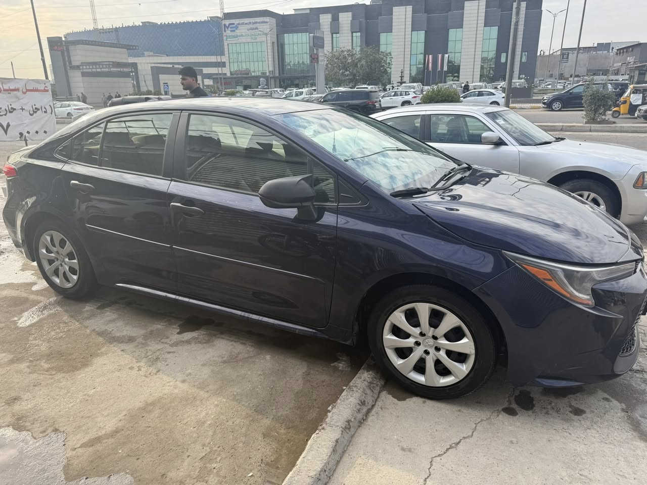 السلام عليكم كورلا موديل ٢٠٢١محرك ١٨٠٠  le مكان السياره بغداد الحريه تلفون *********** حادث موضح بلصوره بدون ايرباك ولا لغد السعر ١٤٠
