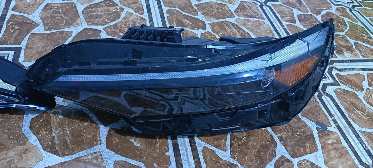 لايتات النترا 2024 بس الجام مكسر وارد أمريكي مكان بصره ***********
