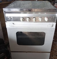 طباخ ٤ عيون • كويتي • فرن شغال