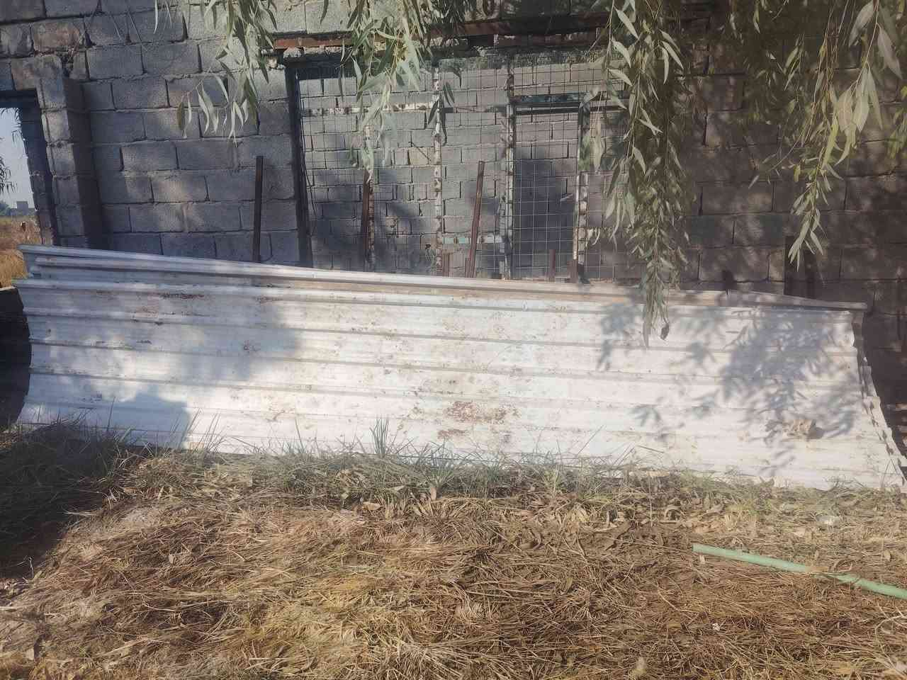 سلام عليكم
غراض للبيع جينكو عدد ٧ طول ٥متر
شخاط عدد ٧ طول ٥متر
جراجيب باب طول ٢٦٠ عدد ٤
هاتف ***********
