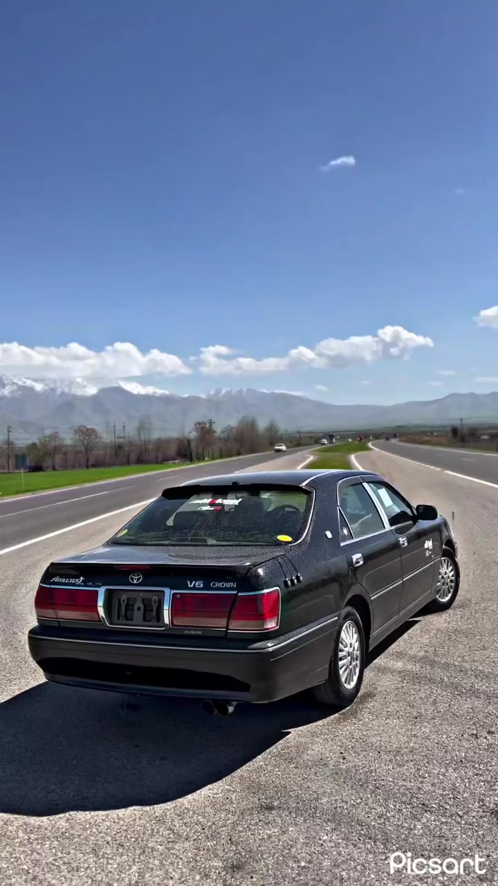 سڵاوی خوا لە هەمولایە
مەلیكە بۆ فرۆشتن :

سەیارەكە كامل گیانی جایزە كۆدی بۆ كراوە
بەشەرتی گێڕو مەكینە بێ دوكەڵ بێ تەقە و ڕەقە    

مەكینە d4  بچوكە✈️

1 دووگمە

تەبرید ساردوو گەم بەستراوە❄️  

برێكی بەستراوە 

سەیارەكە تەنیا مووسە

بەس شوێن موسەكانی بۆیاخە 

كامل جوانكاری بۆكراوە 

سپۆرتی سەر باڵو سەر جامی بۆ بەستراوە

سعری:48 $ مەجالێكی برایانەی تیایە❤️
📞:0750 855 6026

Admine aziz❤️❤️
