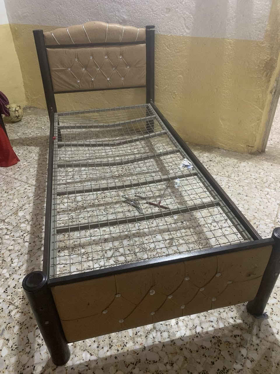 جرابي العدد 2 للبيع سعر الوحده 50 
هاذه رقمي *********** للاستفسار
