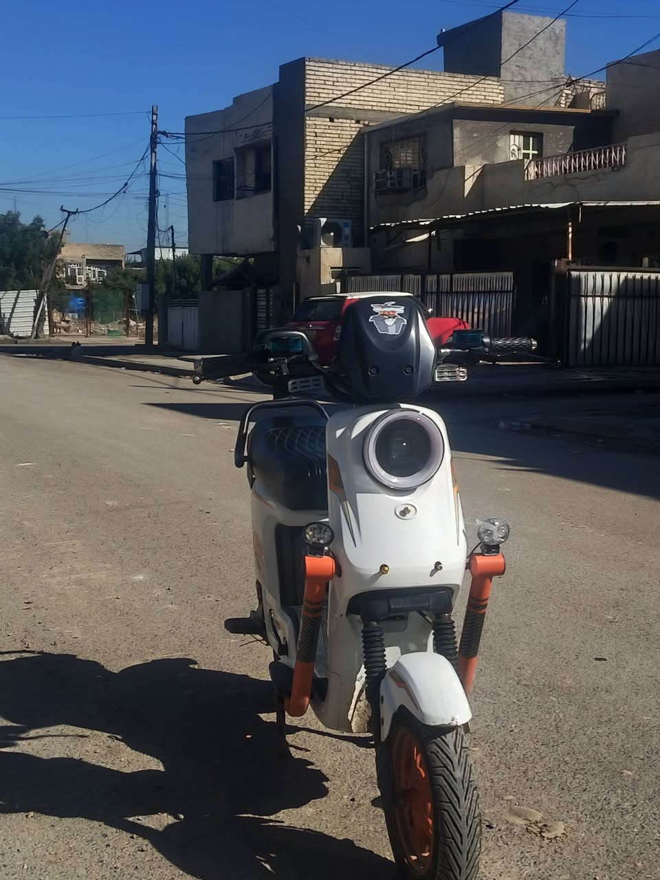 سلا عليكم ورحمة الله وبركاته
دراجه أر تسعه برو : اشاير يمنه يسره دبل ملف بالكامل نحاس بيها بك رجوع للخلف بطاريات كبار 32 امبير اربع نمرات كلوبات بومه عالي ناصي بريكات دسك شفاف الله شاهد دراجه محافظ عليها كلش وقليل مشواري بيها سعرها 400 وبيها مجال


**إذا كنت صاحب هذا الإعلان وتريد حذفه لأي سبب، رجاءا أرسل رسالة إلى الدعم الفني**