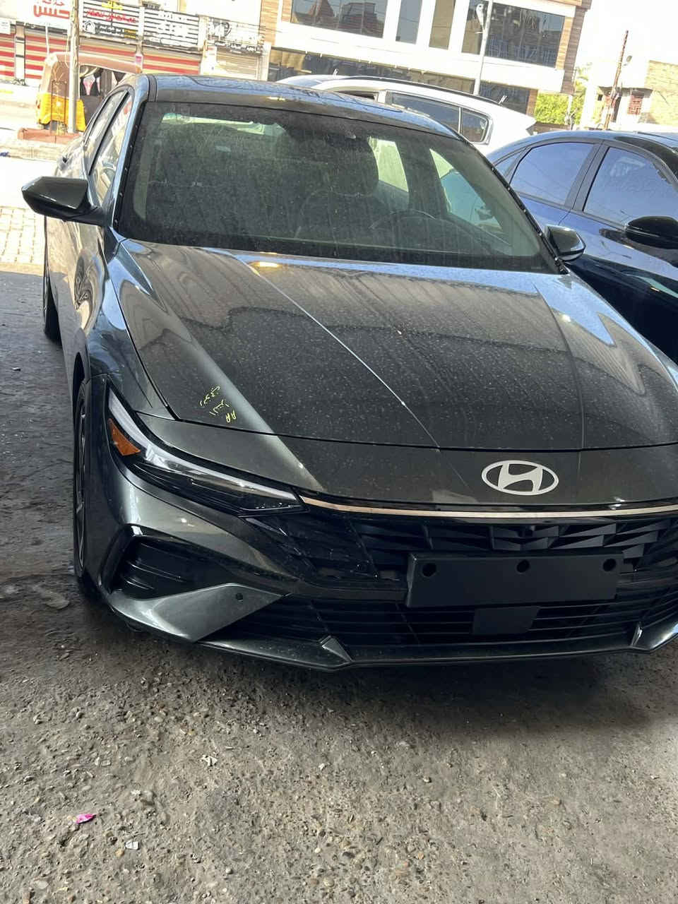 السلام عليكم حبايب
هونداي النترا 2024 للبيع 

السياره صور حادثه موجوده بالمنشور بدون دواخل 
سياره بيها ايرباك دركه سياره مناقصه شي 
ماشي ٢٣ الف ميل 

مواصفاته معروفه 
فتحه 
هند بريك بصمه 
شاشه دجتل 
معروفه مواصفاته فول ماعده جلد 
مكينه ٢٠٠٠ دوش 
بيها رصعتين بالقماره موجوده بصور 
وبيها طخه بالباب الخلفي تجي اشوفه نفس الصور شرط السونار واحلى من الصور رقم بغداد بسمي تحويل ثاني يوم 

سعرها ١٦٥ وبيها مجال حك جيتك 

موجوده سياره بغداد حي العامل 

لتواصل موجود خاص لو ع الرقم ***********
