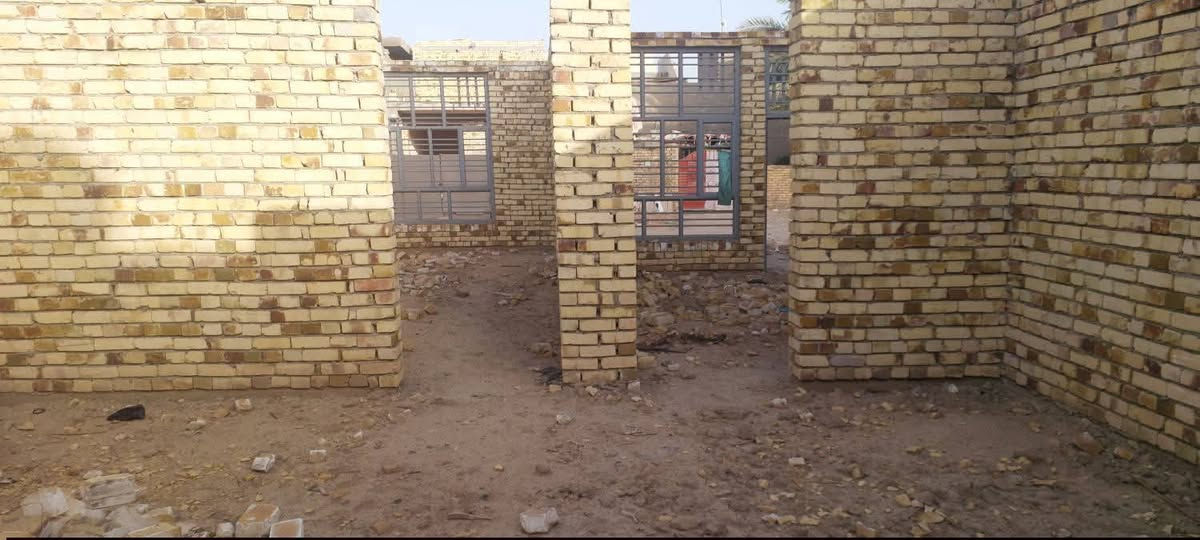 🌹.     السلام عليكم.    🌹

 🏠     #هيكل____للبيع   🏠

🌄🌅 #فضلا_وليس_أمرا_تابع_الصفحة_ليصلك_كل_جديد

🌐#الموقع : #موقع_راقي__ومميز

#الحمزة الغربي ⬅️ حي الأصدقاء  ⬅️  قريب جدا على الشارع 20 التبليط .

🟩 التفاصيل 🔻🔻

🟦النوع : طابو صرف.

🟦المساحة : 230 متر بالسند ⬅️200 متر واقع حال. 

🌌 تحويل مباشر 

🌌 البناء : طابوق 

🌌 جميع الخدمات متوفرة ⬅️

⬅️⬅️التفاصيل   :👇

🌌🏞️ هيكل غير مسقف متكون من  :

🌌 غرفة نوم عدد( 2).

🌌 استقبال كبير 

🌌صالة كبيرة. 

🟥مطبخ

🌌 صحيات داخلية .

🟥🟥#الدلالية____بذمة__الطرفين

🟥#التعامل__مع__ادارة__المكتب__حصرا
👇👇
🔚🔚 السعر ؛ 68 وبي مجال 
👇👇👇

للاستفسار اكثر يرجى زيارة مكتب دلالية الرياحين للعقار  

🕉️⚛️ #موقع__المكتب

 الحمزة الغربي⬅️ بداية حي العسكري على الشارع الرئيسي مباشر مقابيل المدارس قرب مكتب الأخوين للإنترنت. 
                         
               

  ☎️ الاتصال على الارقام الموجودة 

                        ***********. ☎️ واتساب 

                        ***********. ☎️ واتساب 

                        ***********.☎️ واتساب 

☎️🌌للأعلان والترويج عن عقاراتكم يرجى مراسلة الصفحة أو مراسلة خدمة الزبائن واتساب. ***********☎️
