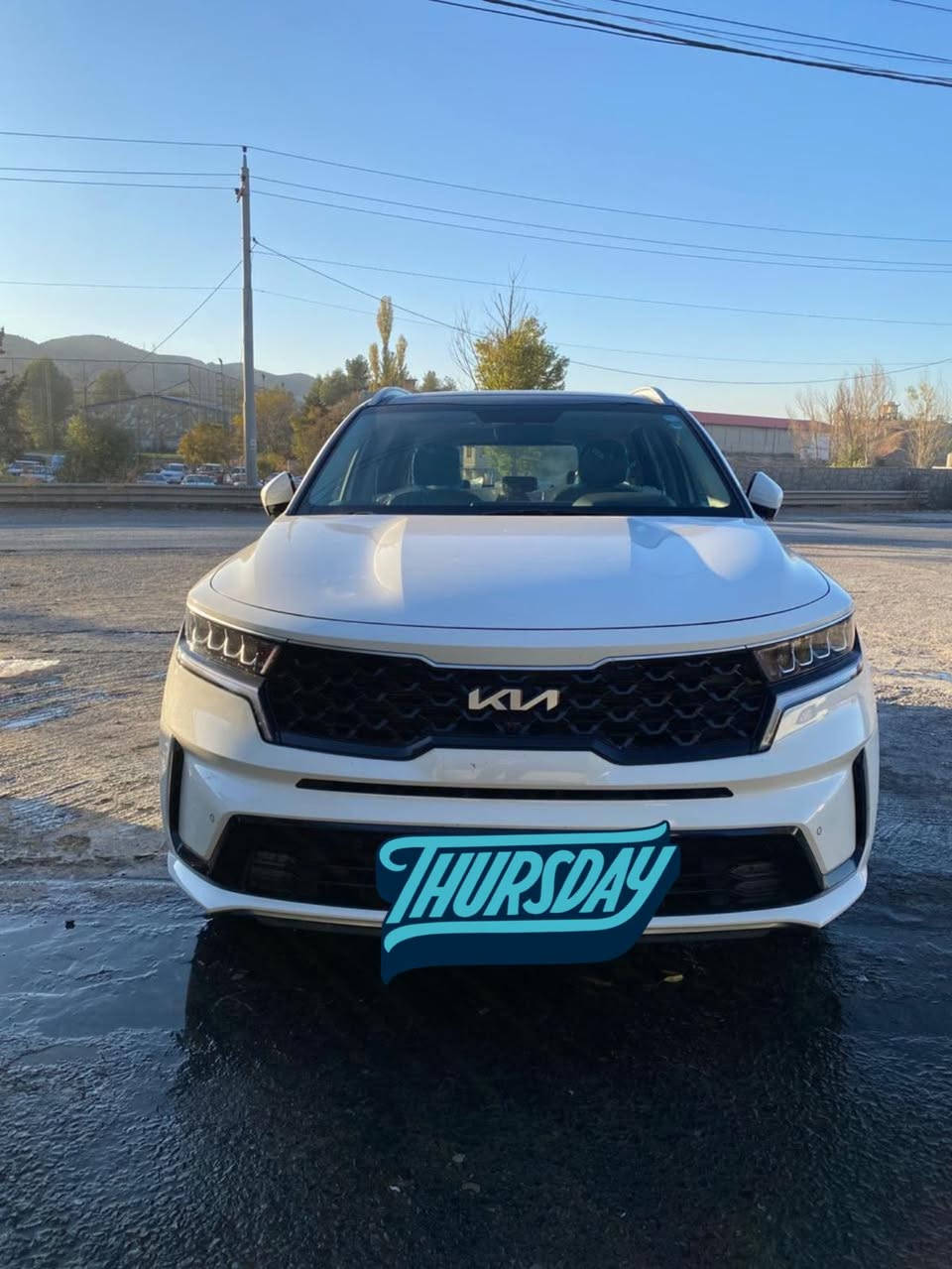 سلام وعليكم
سورنتو 23 
وكاله 
ماشيه 31
رقم اربيل. ب اسمي
4 كامره
بانوراما
فول السياره نظيفه جداً
بدون اي صبغ بدون اي بارد 
*********** متواجد واتساب
مكاني ب منصور
