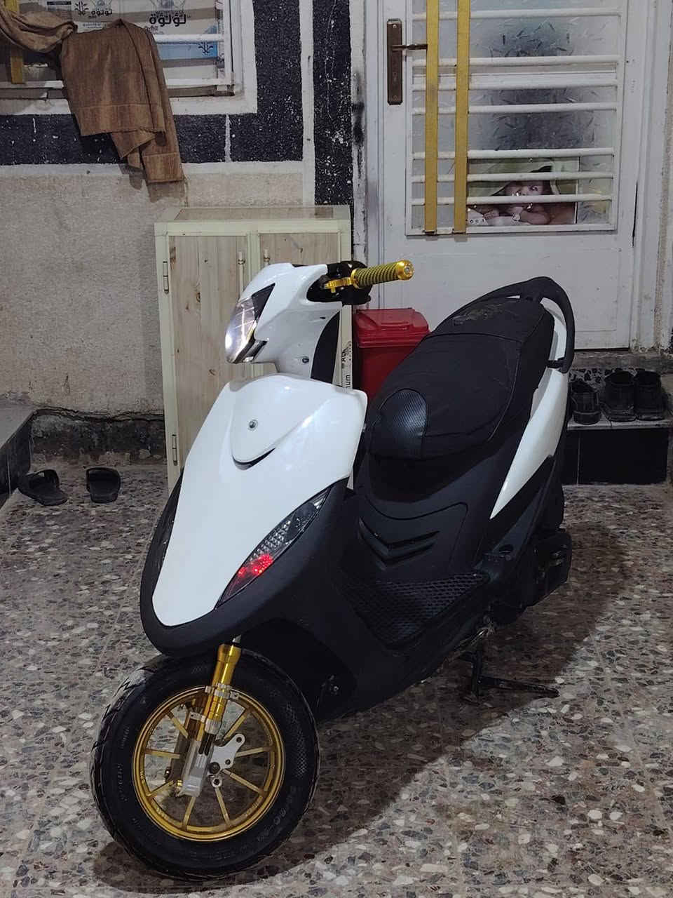 للبيع ماكس عدله مزوده بوشة 55 شلعه تشك الكاع ومعدل قوي
كلجات رياضي قويات كلش
وياله وتايرات جدد جلاتين
دبلات امامي وخلفي جدد رياضي
عقل أصلي رياضي مفتوح سرعه
ظفيرة جديده كلها شغاله
دراجه كلها جاهزه وجديده مابيها كل نقص ترايها يخبل مكينتها ناعمه
شغاله سلف هندر
مكاني بكربلاء بلحر سعرها 550 وبيها مجال بسيط
تفاصيل أكثر اتصل وتدلل
*********** واتساب
