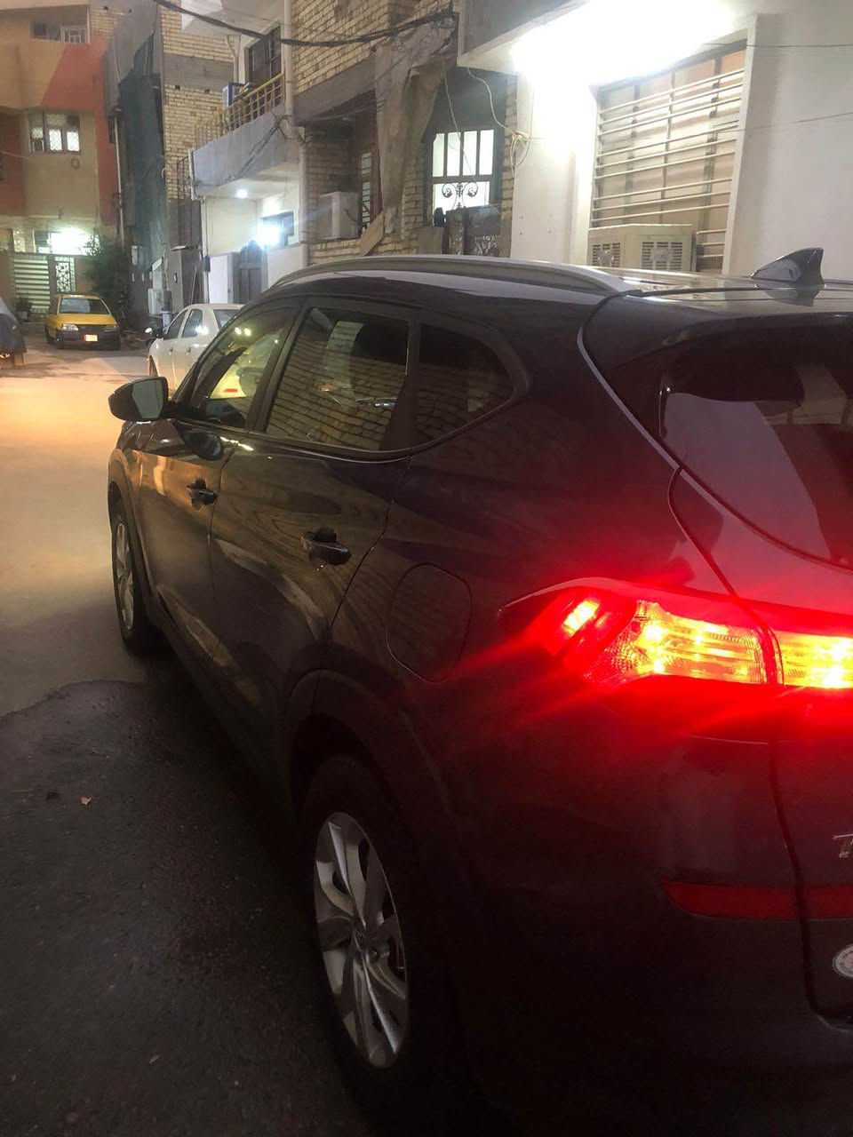 توسان موديل ٢٠٢١ وارد امريكي بصمه هندبريك كهرباء تبريد ثلج قطعه رقم اربيل تحويل شوكت متريد محرك كير حداديه خير من الله السعر 173 بيه مجال قليل بغداد, العراق


**إذا كنت صاحب هذا الإعلان وتريد حذفه لأي سبب، رجاءا أرسل رسالة إلى الدعم الفني**