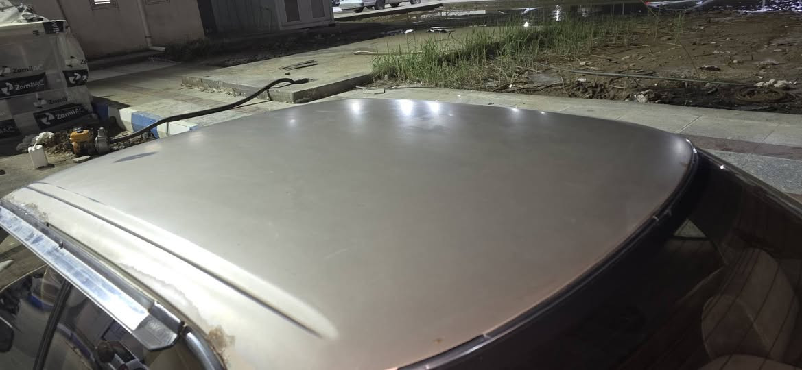 السلام عليكم 
مارك شطح للبيع موديل 92 مكينه وكير ثنين ونص رياضي السنويه لل 27 السياره جاهزه مال جناي يشهد الله شرط التحويل مباشر السعر 42وبيه مجال بسيط مكاني قلعه سكر الرقم ***********
