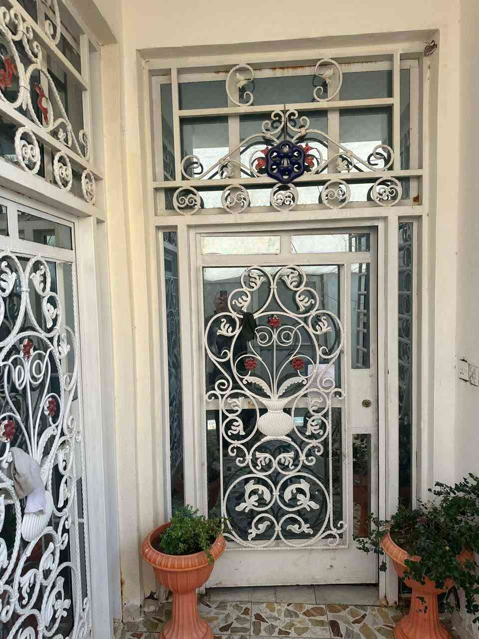 🏡#بيت_للبيع🏡

الموقع: ام الخيل الثالثه شارع 20بالقرب من الحولي

المساحة : 100م مربع

عدد الطوابق :2

تفاصيل الدار: 

تفاصيل البناء 
غرف نوم عدد3 +  مطبخ طابقين +استقبال+صحيات عدد2

للاستفسار والمشاهدة يرجى التواصل مع

مكتب الشهم للتطوير العقاري

الديوانية - شارع الوكفة القديم

مقابل بريد التحدي - قرب معهد الخوارزمي

***********

راسلنا الآن واحجز فرصتك للسكن

والاستقرار
