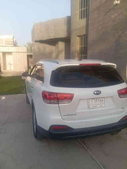 (مكلف بالنشر)
- سورنتو 
- موديل٢٠١٨
- وارد امريكي
- ٦ سلندر
-سبعه راكب
- سنوية بأسمه تحويل مباشر
- ضرر بنيد وملاحظات بالكشر 
- السعر ١٨٠$
- رقم صاحب السيارة/***********
