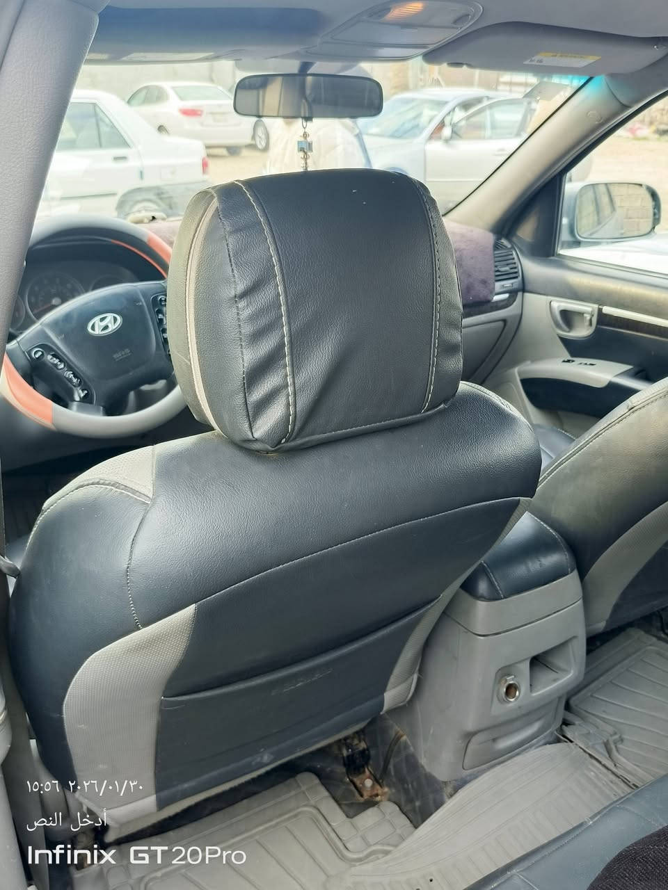 السلام عليكم
سانتافيا 
موديل ٢٠٠٨
رقم بغداد (باسمي) 
مكينة ستة سلندر
صبغ جاملغ الخلفي بسيط وبالبانيد صبغ تقريبا شبر
تخم تاير
مكينة وكيري مكفولة
السعرة ١٢٥ ورقة
العنوان كربلاء المقسه الحسينية
رقم الهاتف ***********
