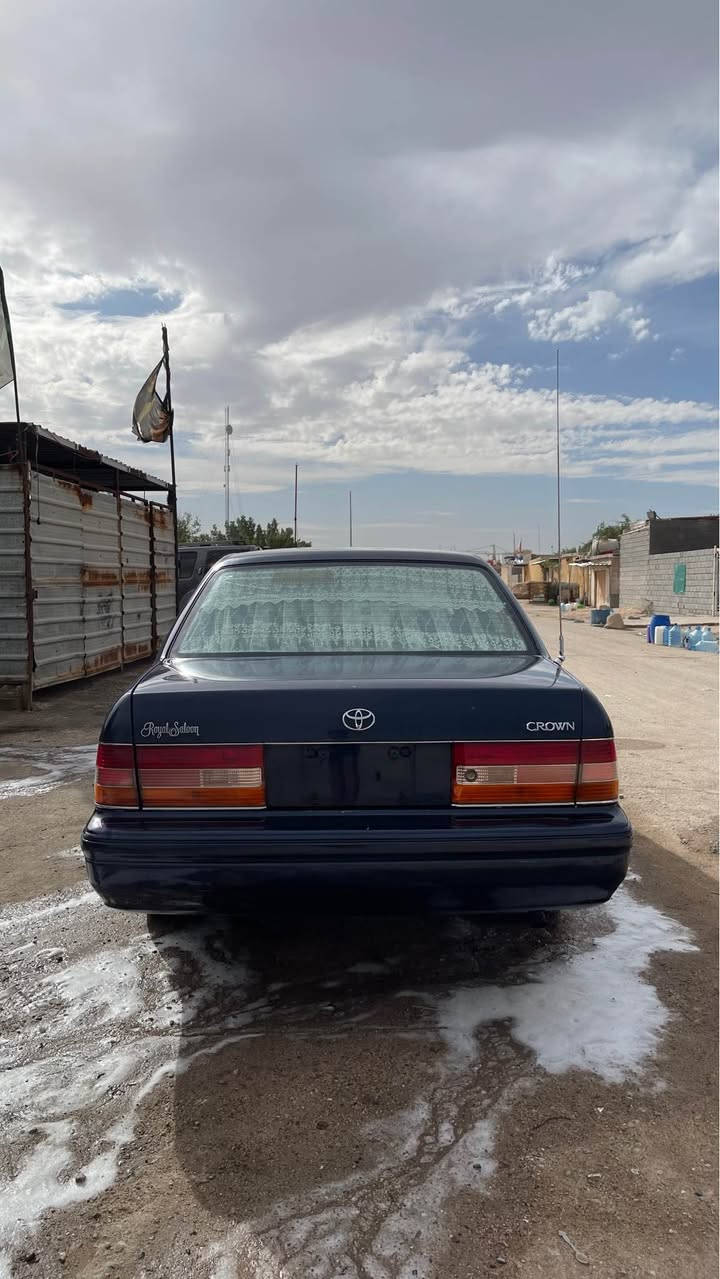 تويوتا كراون . راس الثور تكم للبيع او المراوس موديل ٩٩ مكفول من الكص والنقل والضربه صبغ فقط قمارة وجاملغات خلفيه اثر جراد 
مكينه جديد كير شاد جديد وبلادي شرط بعدة بضمانه محرك 2500 ديلكو حداديه كلها جديدة كاردن جديد ويل وتخم تاير حاويه باكيت سيارة كامله من كلشي كلشي جديد 
العنوان البصرة الزبير البترو 
السعر 110 وبيها مجال 
للأستفسار اتصل : ***********
                                  *********** الزبير, البصرة
