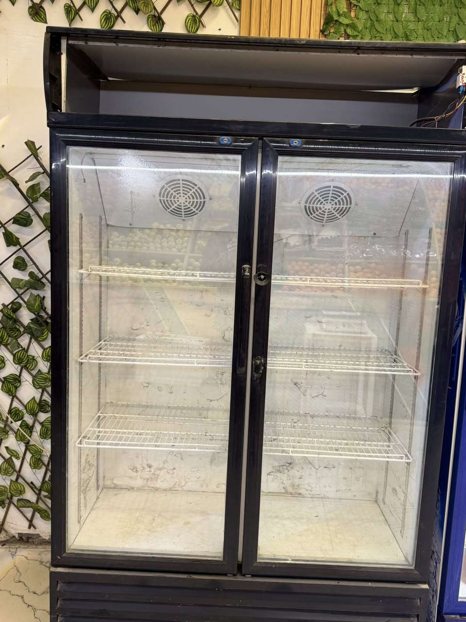 عارضات تبريد شرط الشغل الحمرا نقصها فقط مروحه شغاله شرط الفحص العنوان البصره القرنه الاستفسار الاتصال على الرقم اوالتواصل على الواتساب***********
