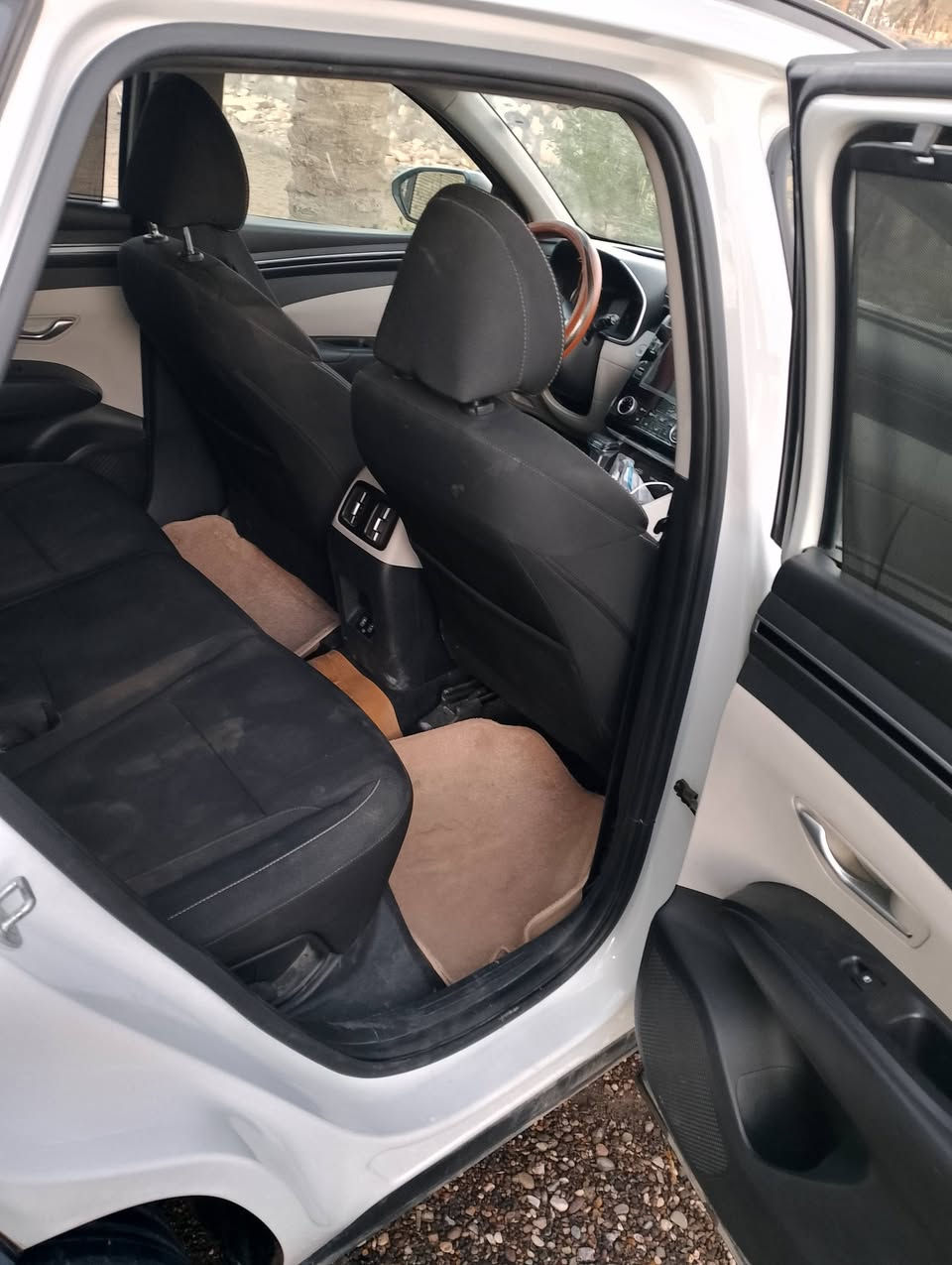 السلام عليكم توسان خليجي 2020 كفالة عامه من الصبغ والتبديل والبارد تحويل مباشر فول  مواصفات قماره حديد مكان كربلاء سعر 199 شراي يتصل ***********
