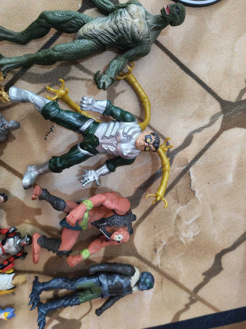 شلعه مجسمات أحجام وأنواع ١٨ قطعه ويه توصيل ٣٠ الف مراسله الصفحه


**إذا كنت صاحب هذا الإعلان وتريد حذفه لأي سبب، رجاءا أرسل رسالة إلى الدعم الفني**