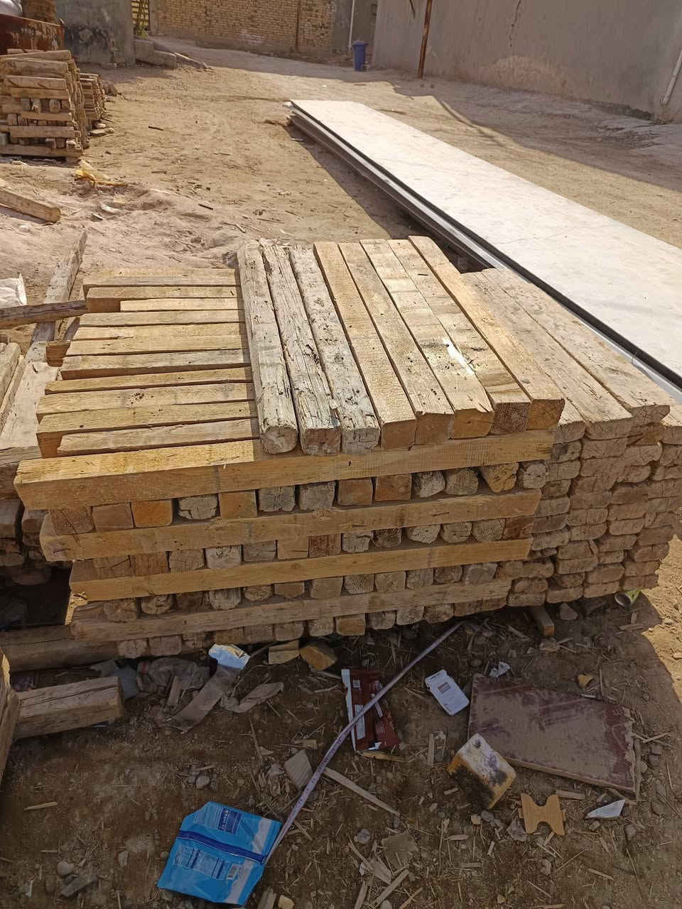 قالب خشب للبيع روسي تارس 25 شغله وحده اوشغلتين العدد 13 مكعب مكاني حله للاستفسار ***********
