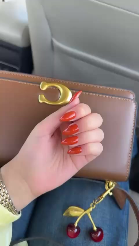 تم بعون الله تعالى افتتاح صالون
( الماكيرا  طيبه )                 
العنوان الاعظميه راس الحواش فرع مثلجات حديد 
للاستفسار الاتصال او مراسله الارقام التاليه 
***********
***********
